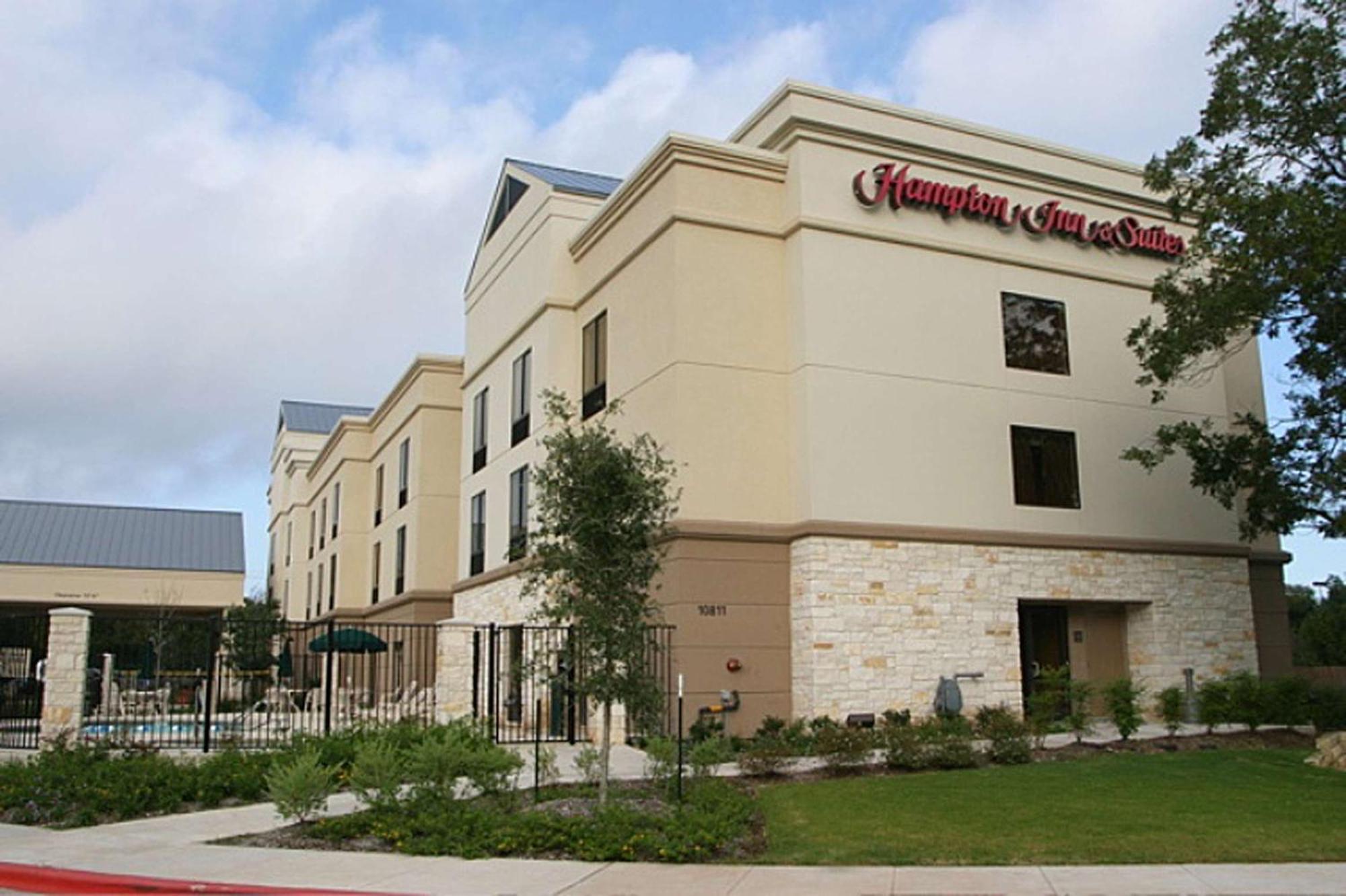 Hampton Inn & Suites Austin Cedar Park-Lakeline Exterior photo